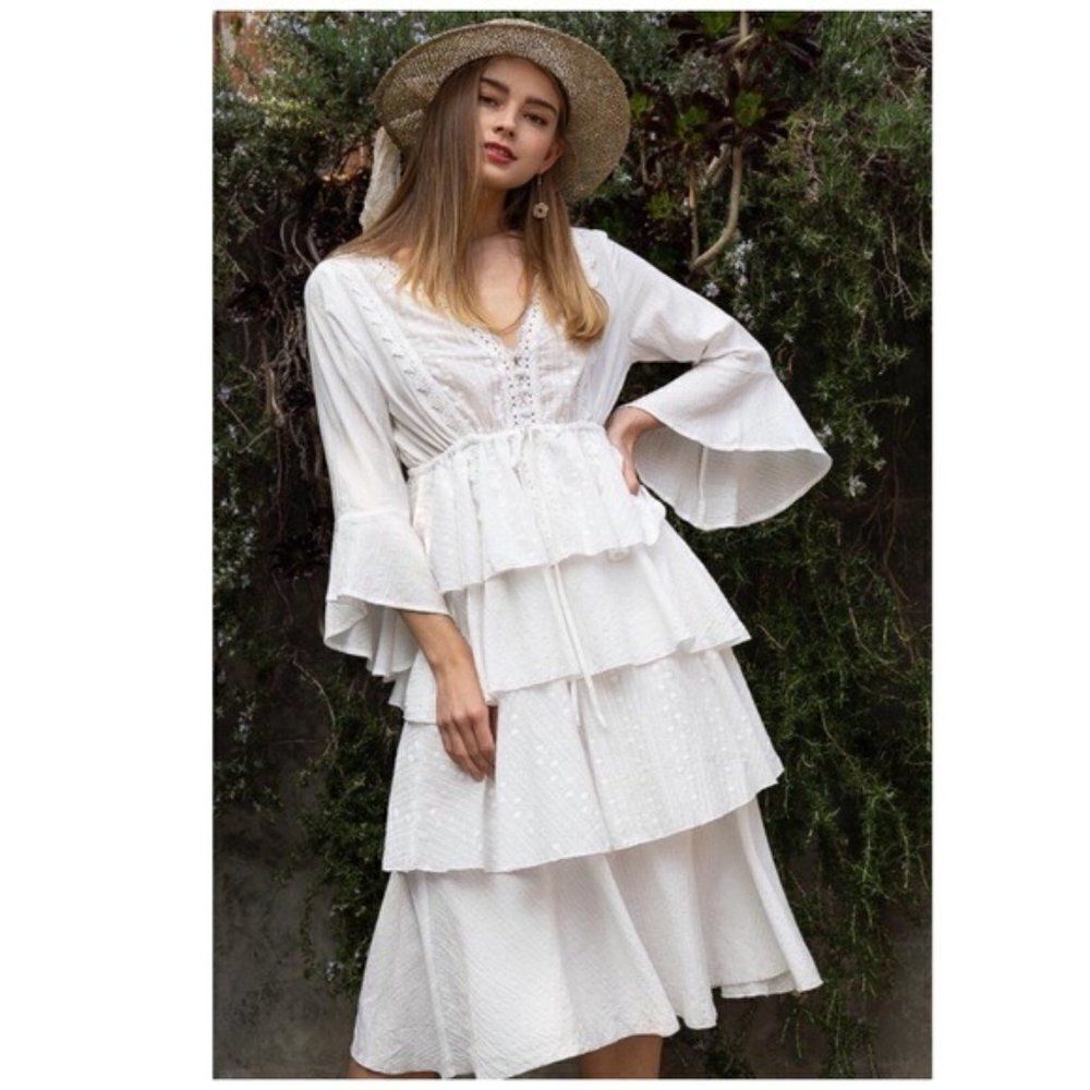 WHITE Woven Dress w/ ruffle layer & flare sleeves